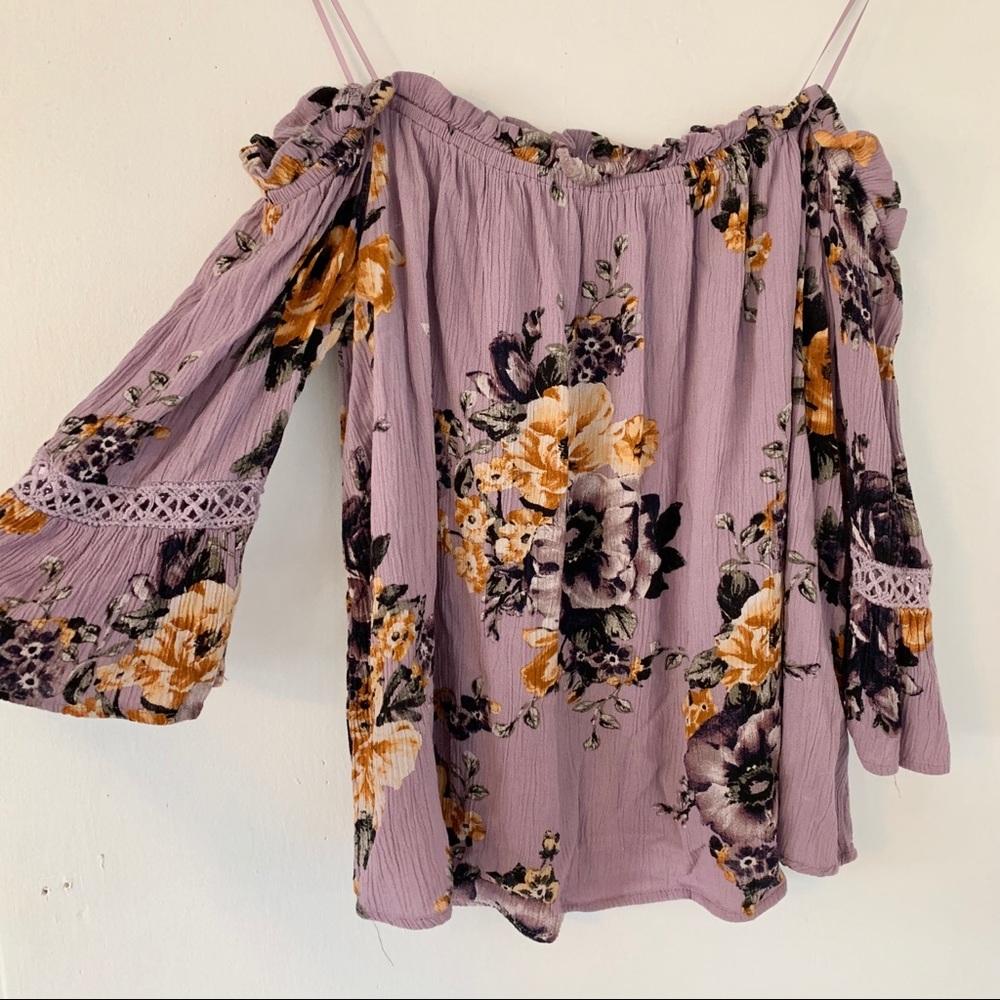 Blu Pepper off the shoulder blouse
